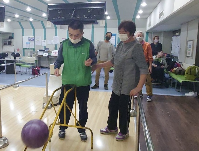 みすぎ ボーリングにチャレンジ