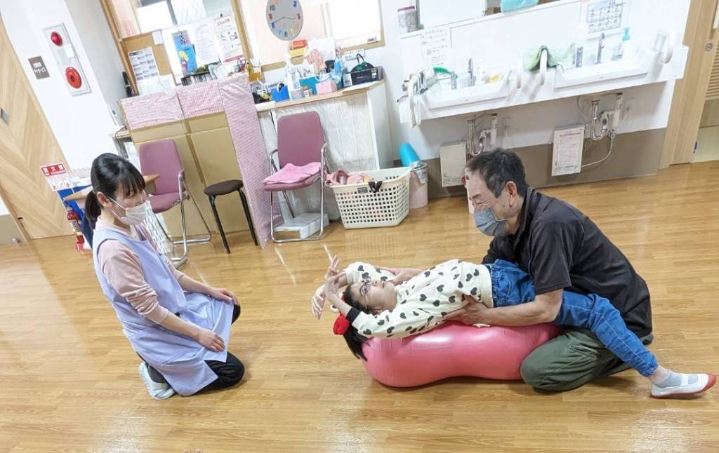 さん　理学療法士による機能訓練の取り組み